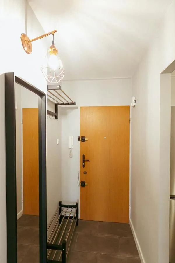 شقة Przechodnia 2 Yellow - Biurko Oraz Wygodny Fotel Do Pracy - Better Rental وارسو