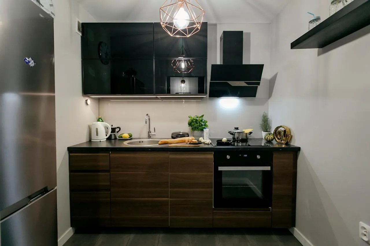 Przechodnia 2 Yellow - Biurko Oraz Wygodny Fotel Do Pracy - Better Rental Βαρσοβία 0*,